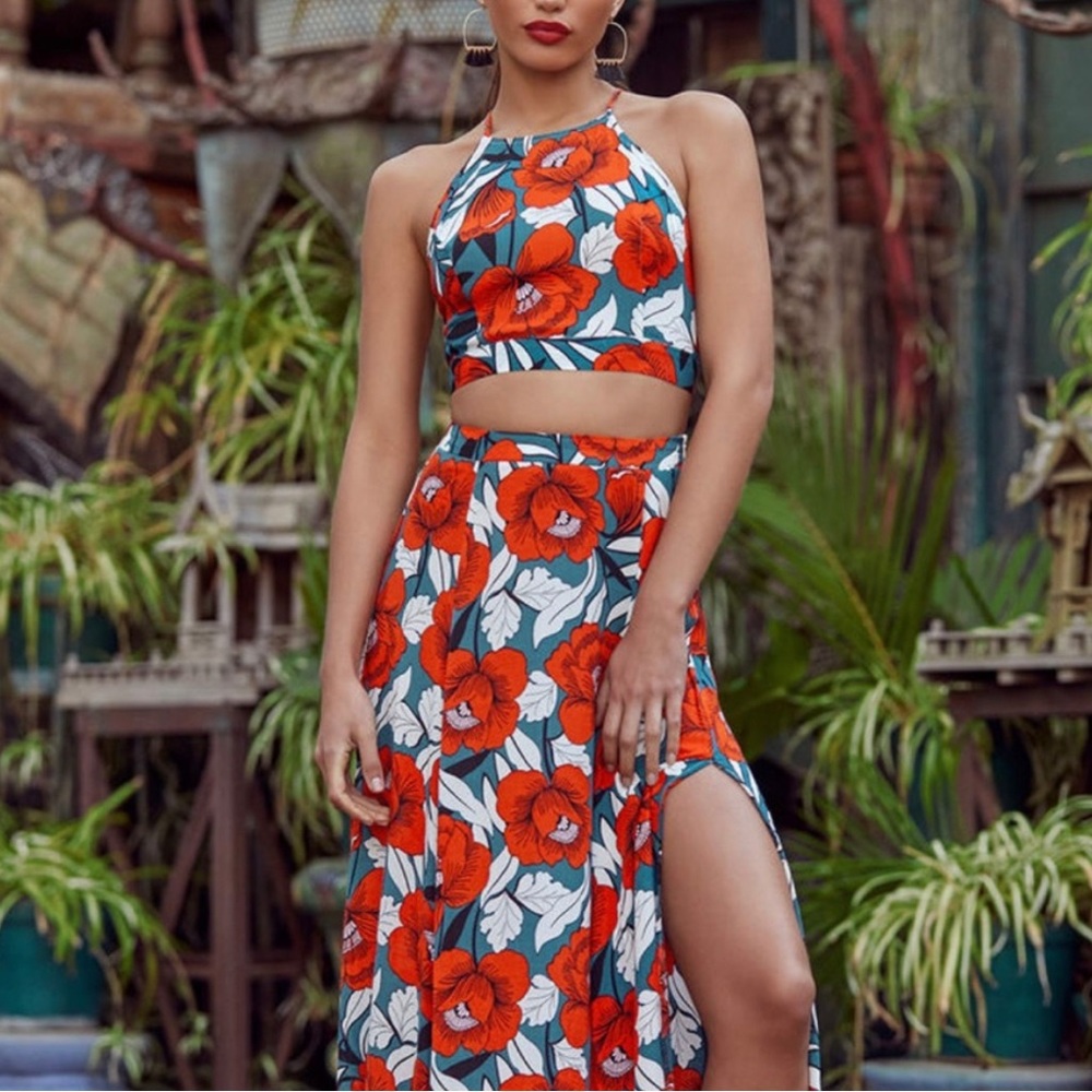 Lulus back to your roots red floral print two piece maxi